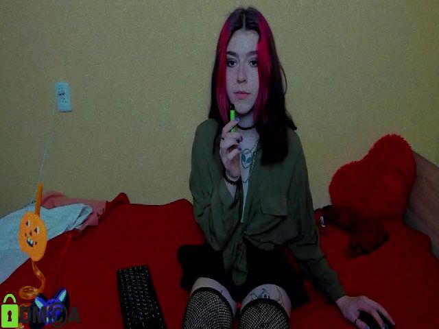 Live sex webcam photo for RereDevi #270986588