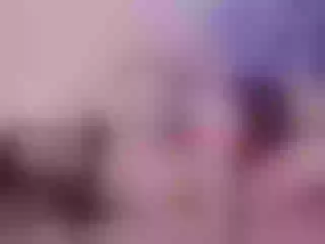 Live sex webcam photo for sweetroom77 #270997076