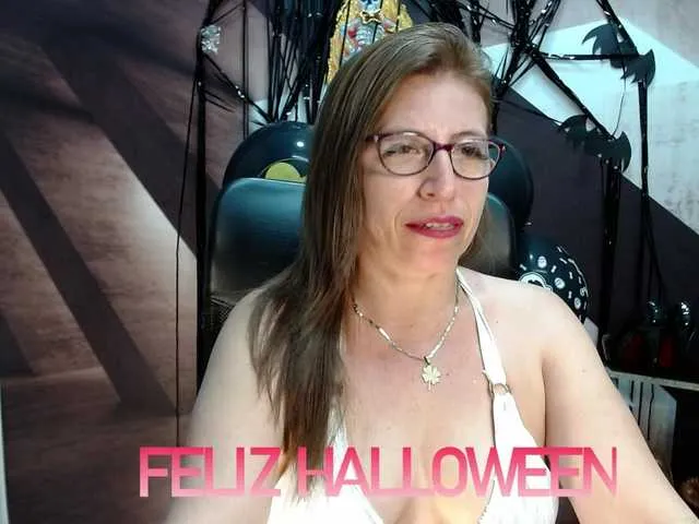 Live sex webcam photo for maturehot-1 #271009426