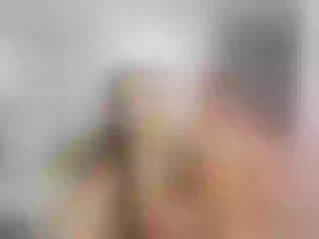 Live sex webcam photo for HotFuckers1 #271002109