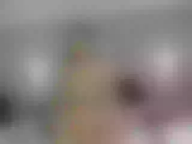 Live sex webcam photo for shantal20 #271013592