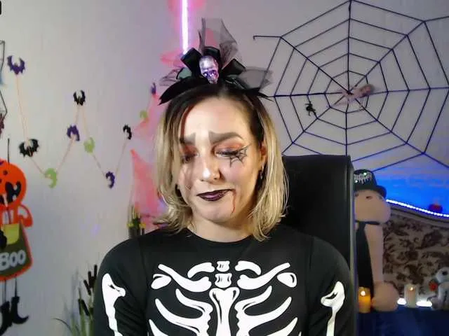 Live sex webcam photo for sonya2121 #271012847