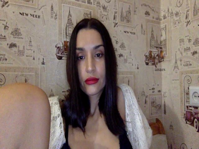 Live sex webcam photo for JolyBoss #271011607