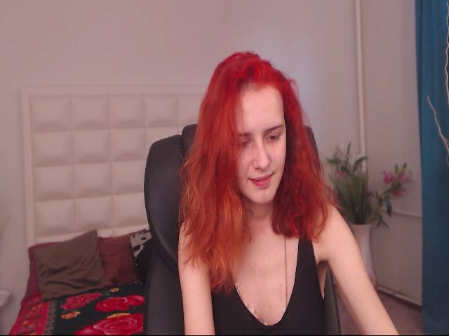 Live sex webcam photo for IrisNichols #271005114