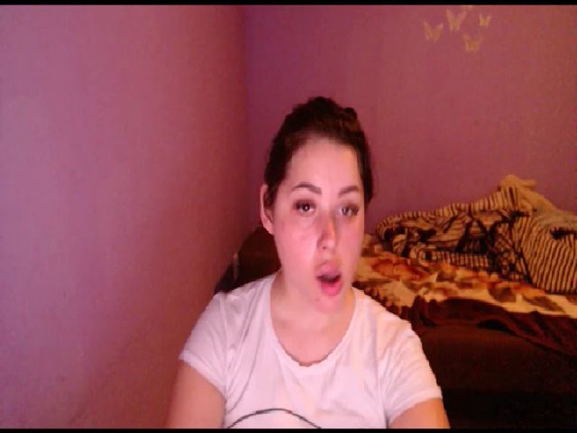 Live sex webcam photo for LoveJulliette #271010672