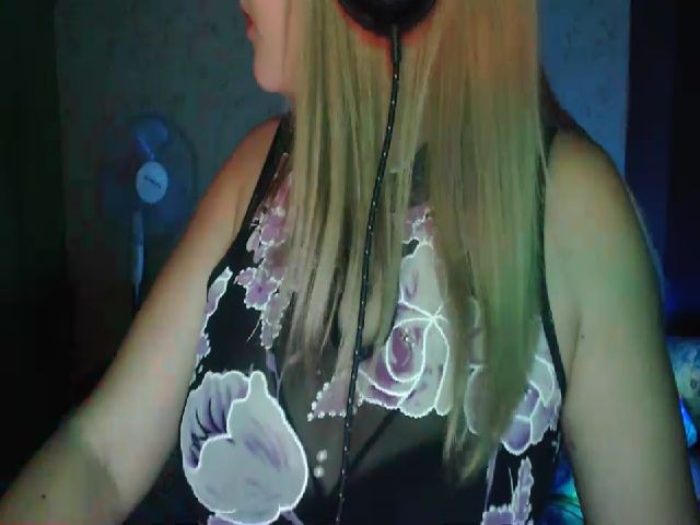 Live sex webcam photo for xxx_butterfly #271011485