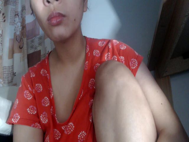Live sex webcam photo for HotpukiLuver #271015517
