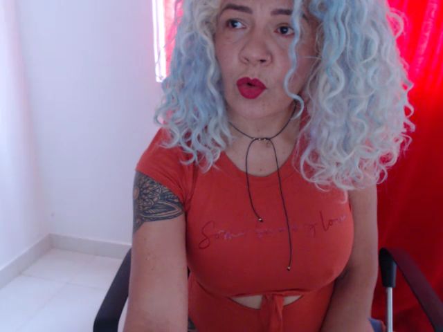 Live sex webcam photo for FreyaDevil #271010679