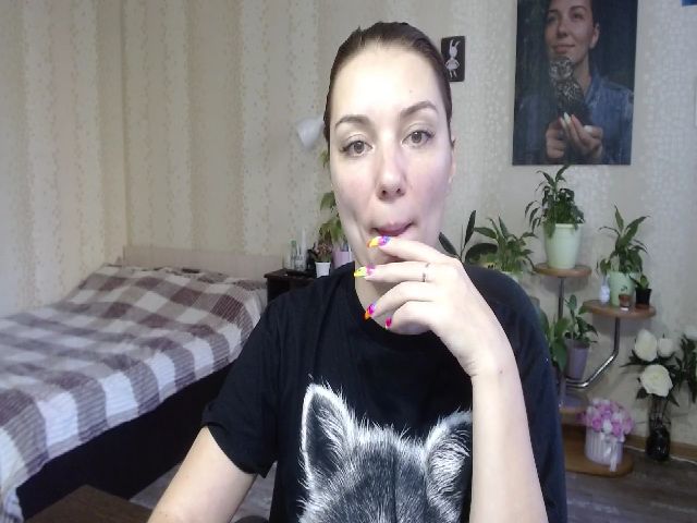 Live sex webcam photo for Emi_lywild #271006663
