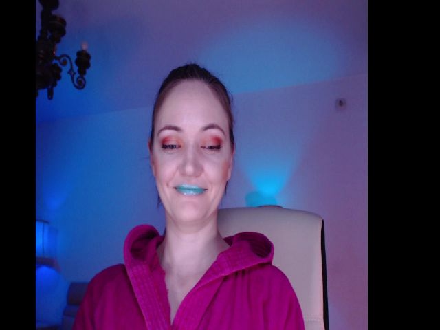 Live sex webcam photo for AddictiveLara #271014672