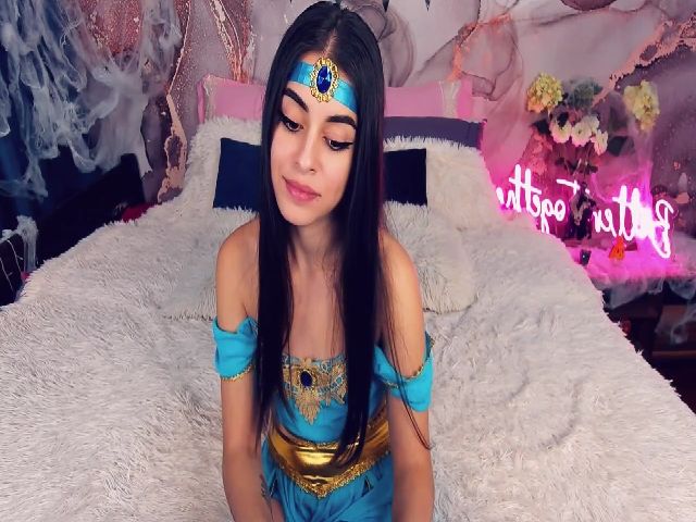 Live sex webcam photo for GoldBabyy #271007685