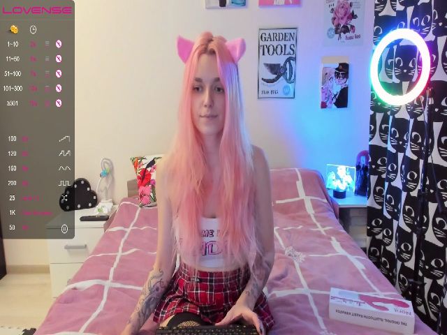 Live sex webcam photo for IvyFarel #271011186