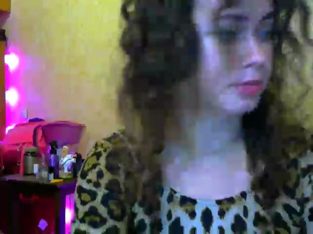 Live sex webcam photo for SofiAmeli #271010332