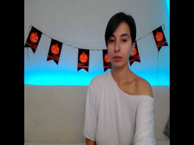 Live sex webcam photo for Miss_Selina4u #271005454