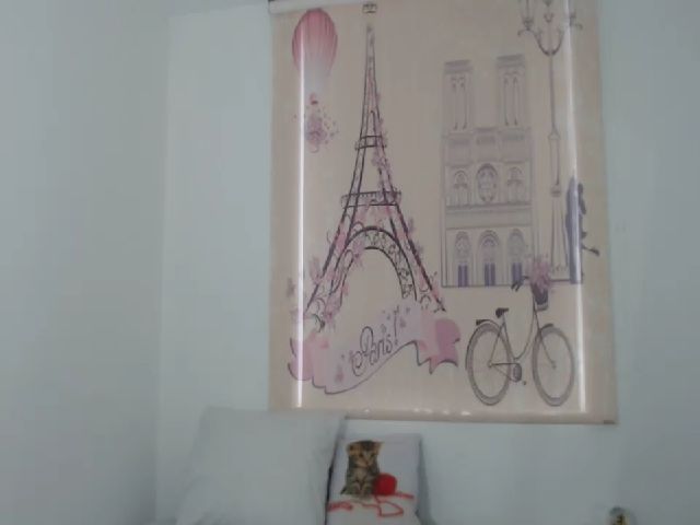 Live sex webcam photo for cata122 #271012055