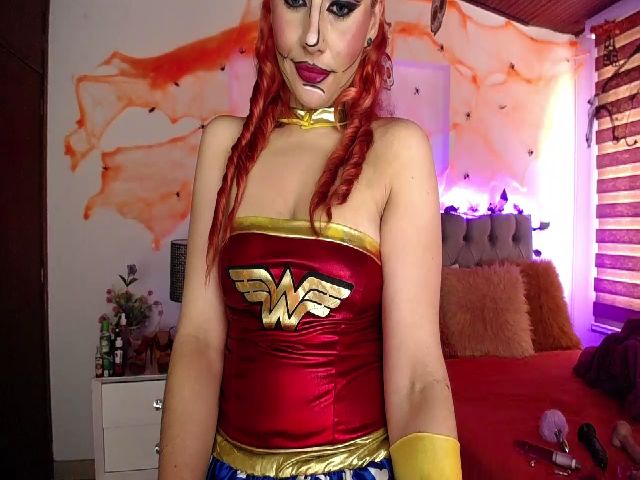 Live sex webcam photo for Cristal_19 #271010888