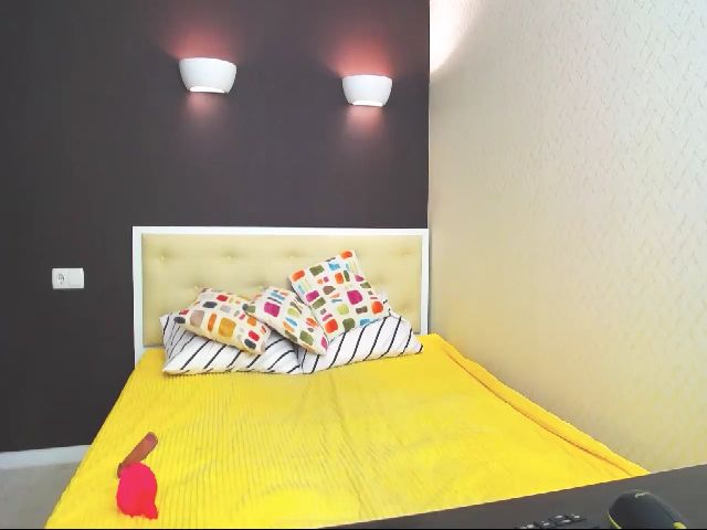 Live sex webcam photo for Myla_Clark #271014750