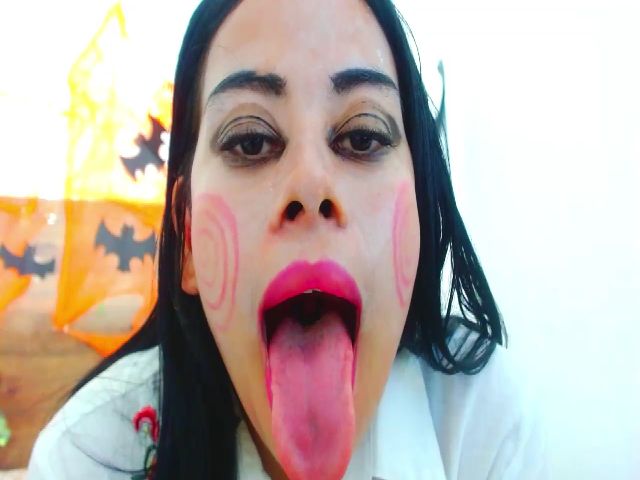 Live sex webcam photo for Laylaa_18 #271013687