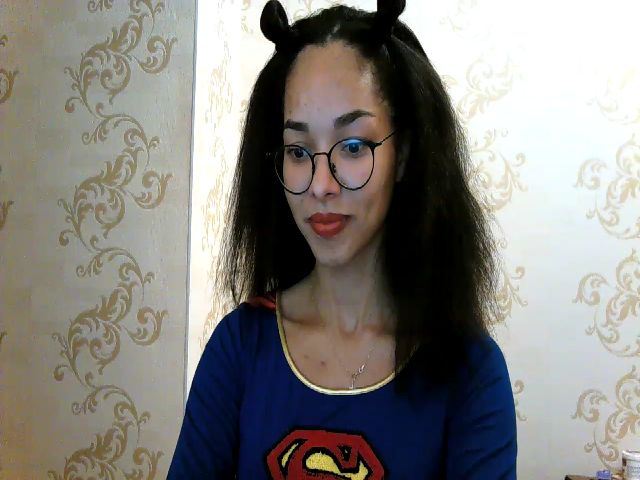 Live sex webcam photo for Carmel_Dee #271011946