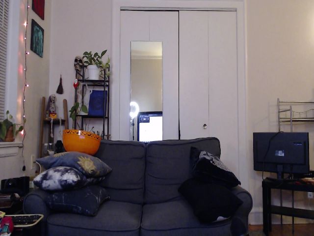 Live sex webcam photo for YourDruidess #271008444