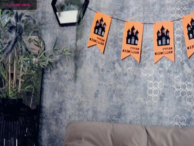 Live sex webcam photo for SoniaWalker #271010753