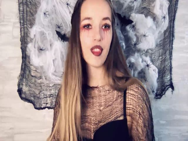 Live sex webcam photo for YourSonya_ #271007727