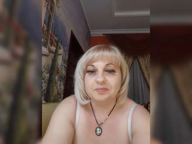 Live sex webcam photo for LanaSwet #271012349