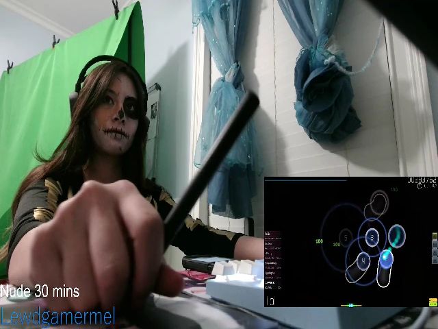 Live sex webcam photo for lewdgamermel #271016085