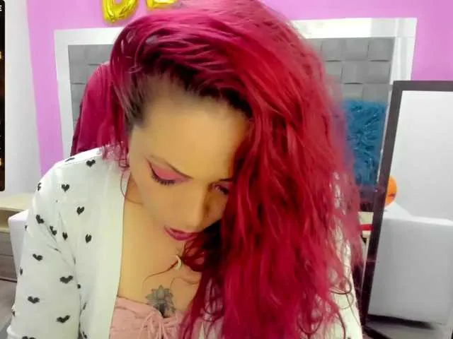 Live sex webcam photo for milaowenn #271013304