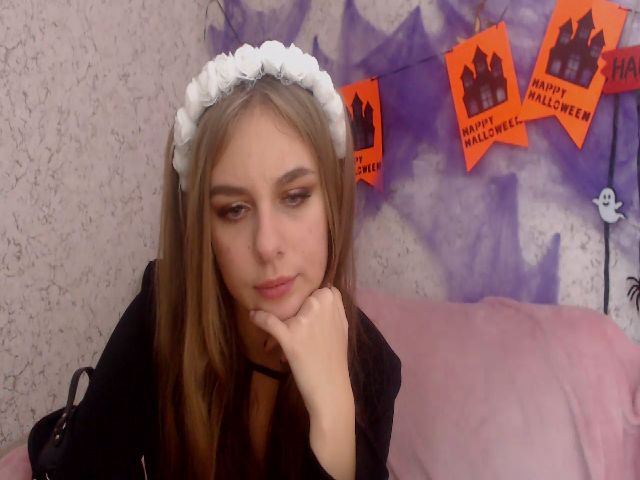 Live sex webcam photo for Aeritta #271013787