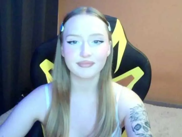 Live sex webcam photo for EMO4ukca #271012936