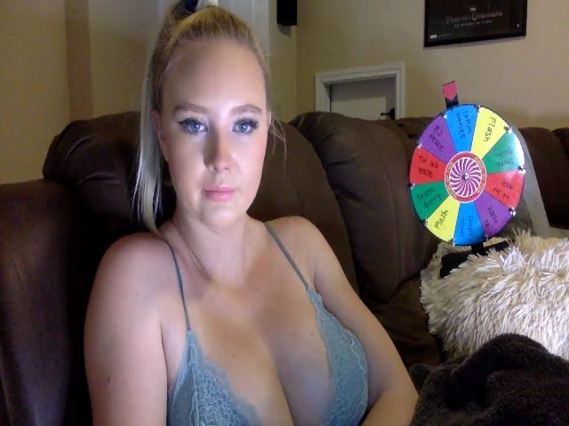 Live sex webcam photo for Paisleyporter #271005010