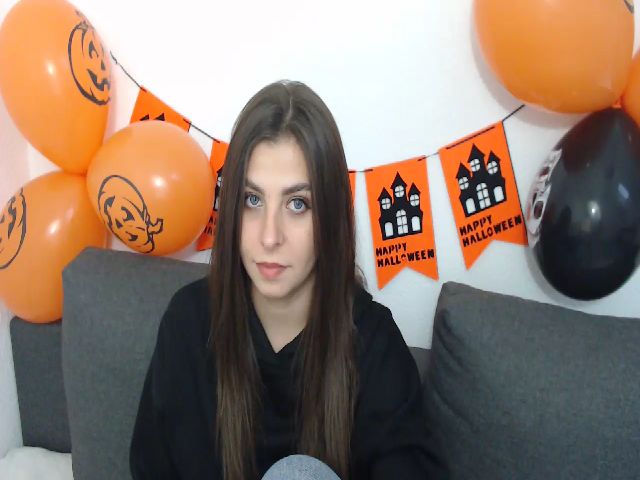 Live sex webcam photo for Love_me__ #271009355
