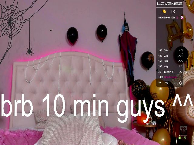 Live sex webcam photo for DorotyIcebaer #271011814