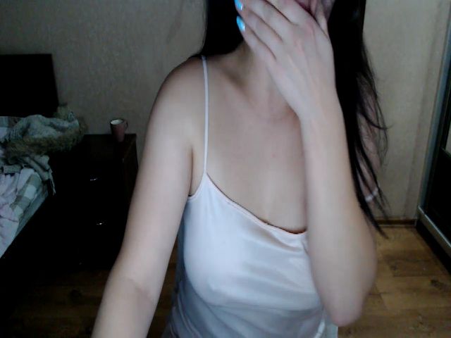 Live sex webcam photo for hotmolly99 #271014378