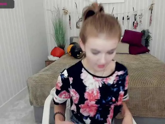 Live sex webcam photo for LiliDanger #271012348