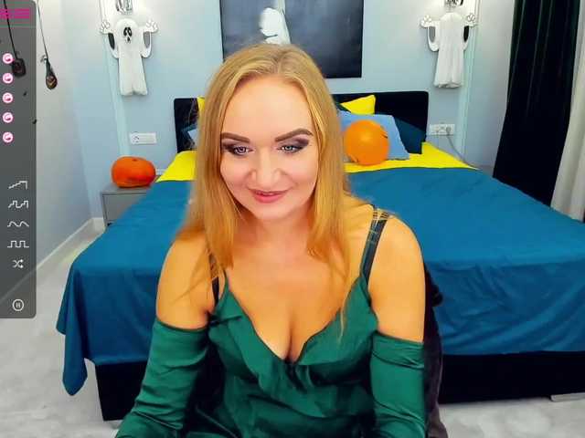 Live sex webcam photo for AmandaFires #271001952