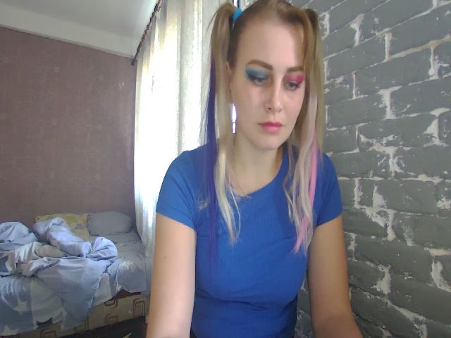 Live sex webcam photo for Liagray #271009757