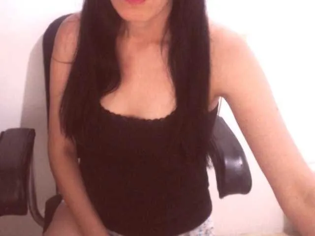 Live sex webcam photo for sammy-latina #271003243