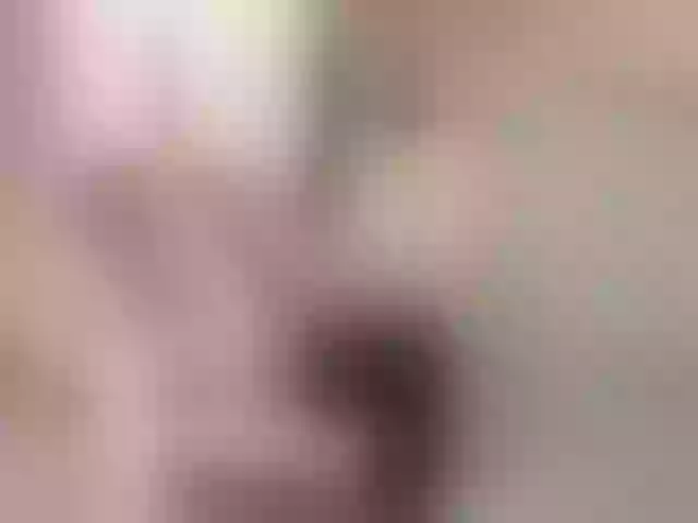 Live sex webcam photo for violetangel66 #271002004