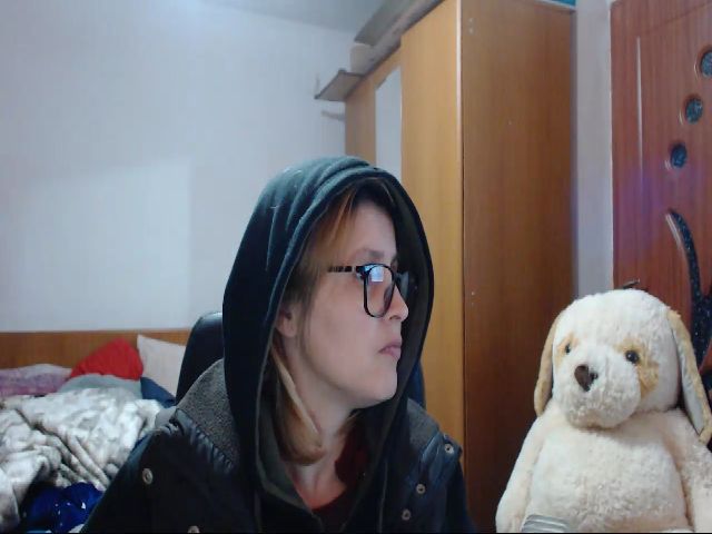 Live sex webcam photo for Squirtcumxx1 #271001577