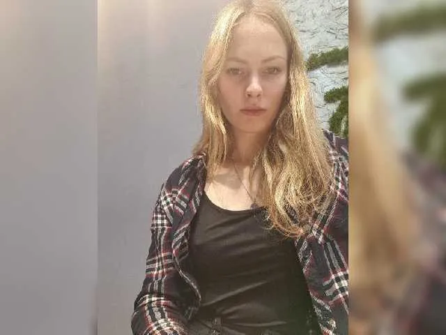 Live sex webcam photo for modestgirl7 #271008739