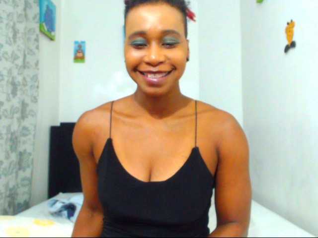 Live sex webcam photo for EbonyShow #271016948