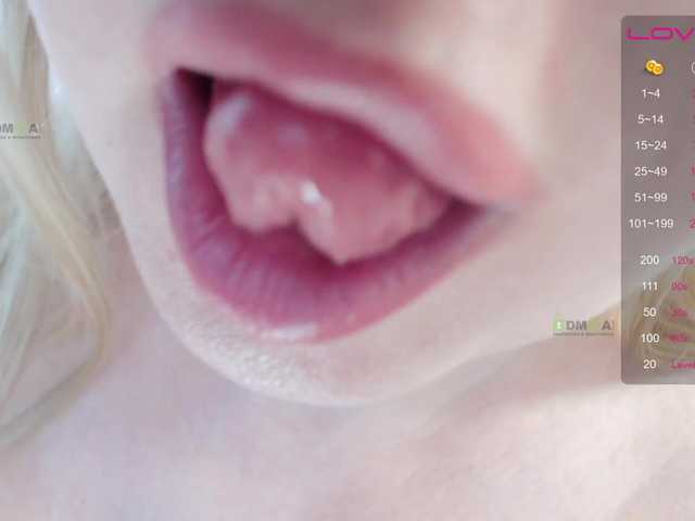 Live sex webcam photo for jeanne-2017 #271021715