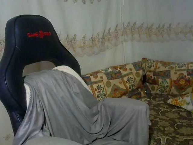 Live sex webcam photo for xxdaryaxx #271019639