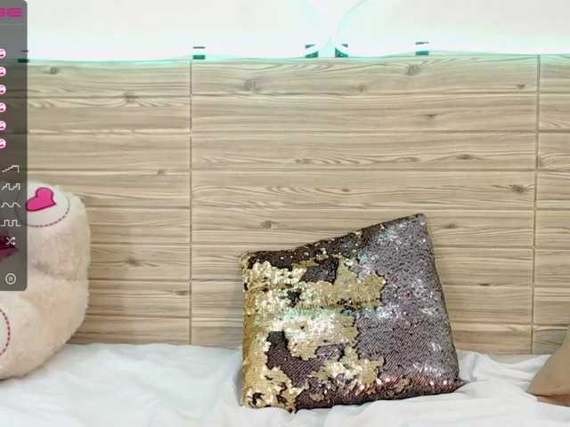 Live sex webcam photo for ebonnyhot #271024320