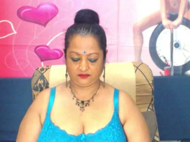 Live sex webcam photo for matureindian #287967567