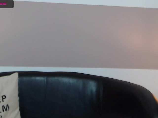 Live sex webcam photo for Roselyn25 #271022267