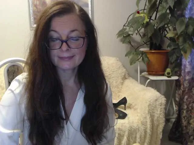 Live sex webcam photo for HelenBerg #271019528