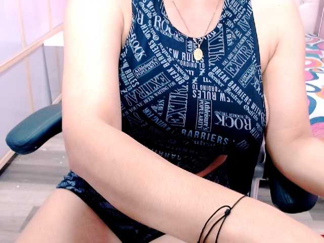 Live sex webcam photo for xPrettyhellen #271025288